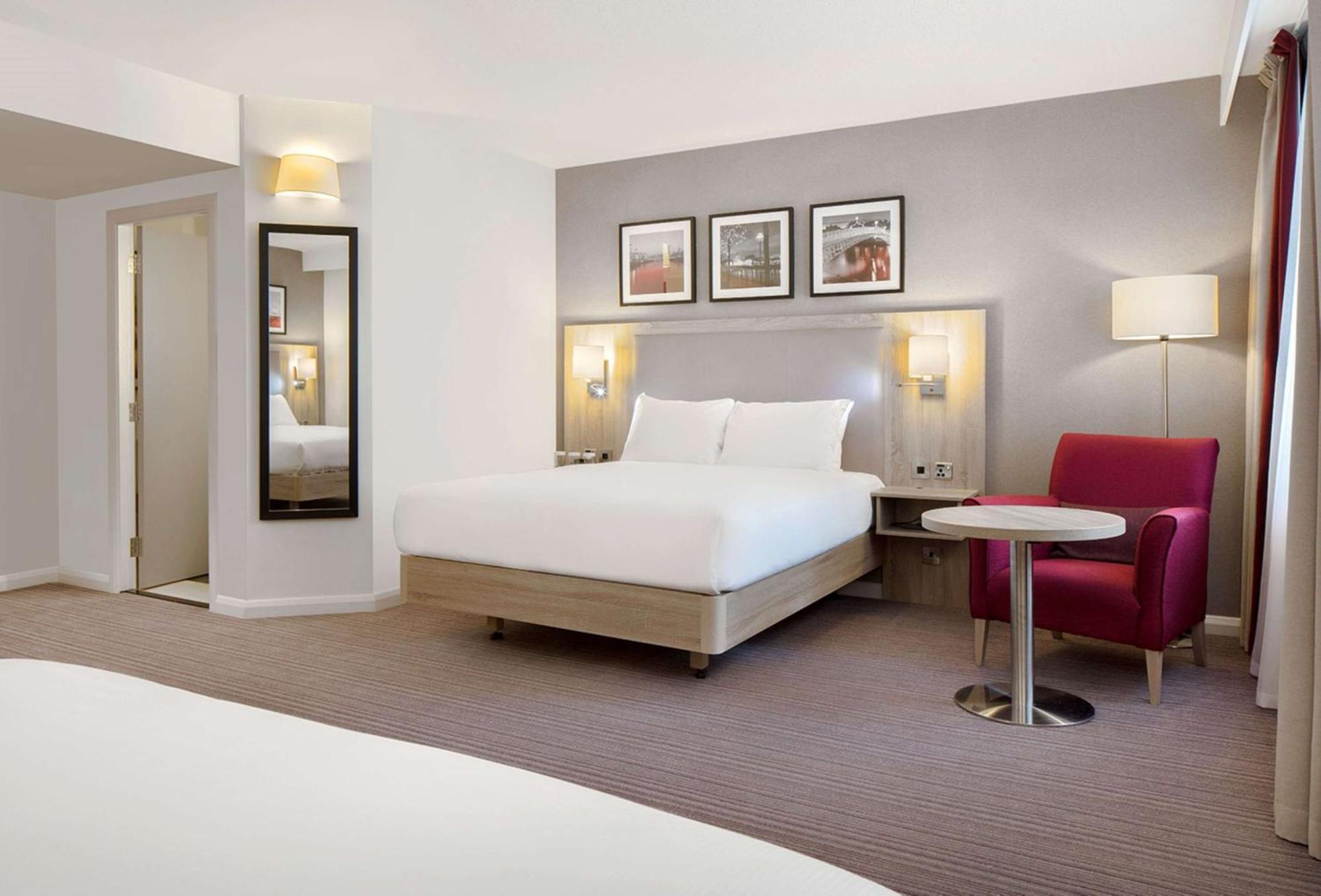 Hilton Garden Centre 4* Dublín